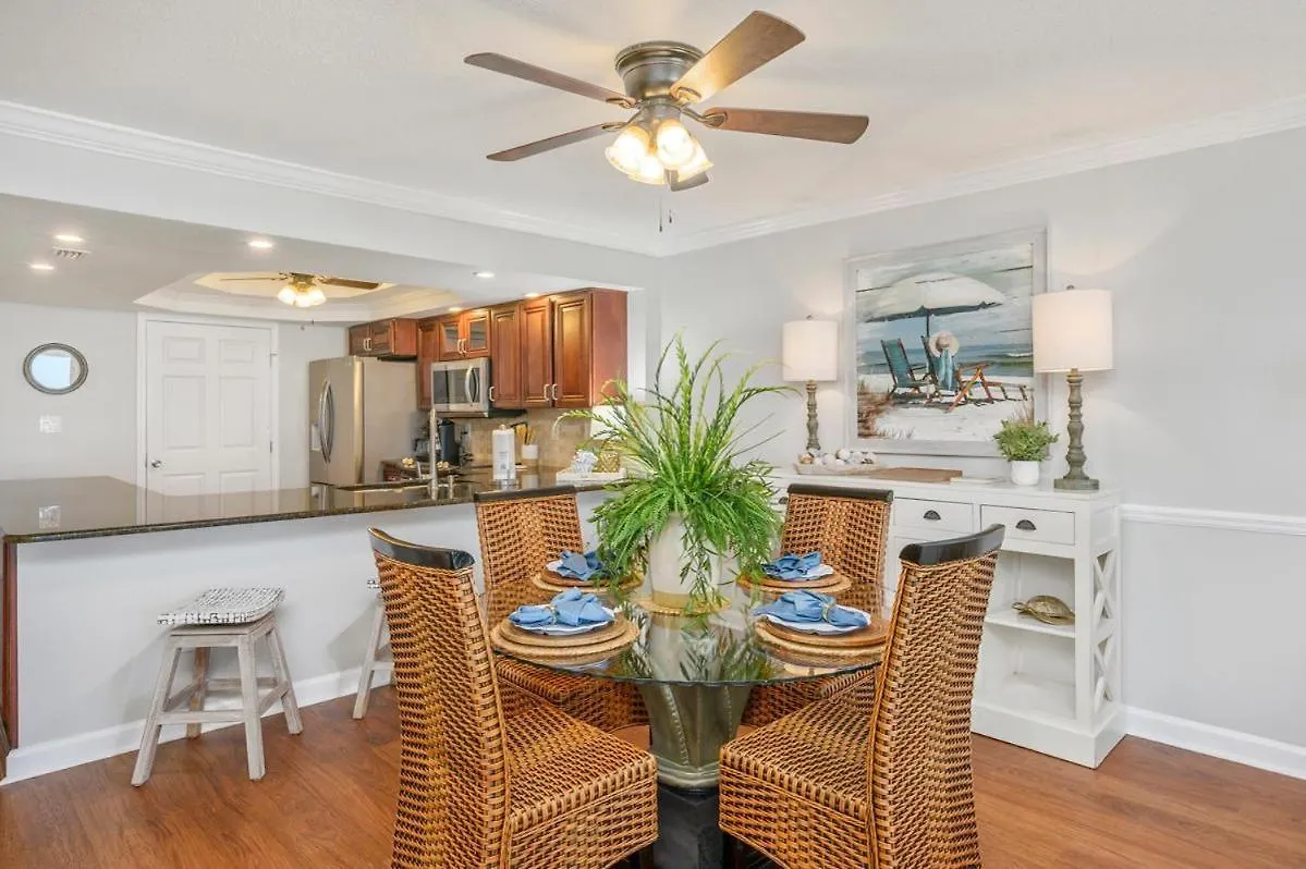 Holiday home 1033 - Shoreline Towers Beachfront Condo Free Beach Setup Destin United States